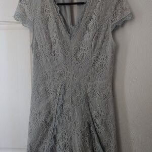 Francesca's Collections Cream Tan Sheath Dress V-Neck Flutter Sleeves